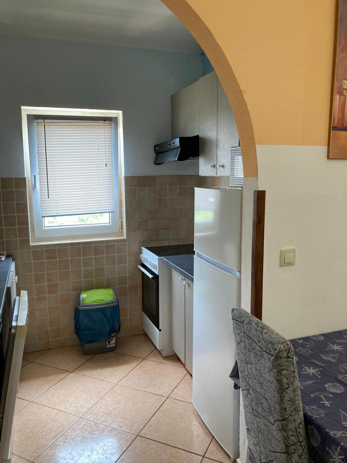 Apartman Perci Vrh Tar-Vabriga Eksteriør billede